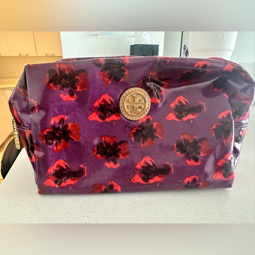 Tory Burch cosmetics bag
